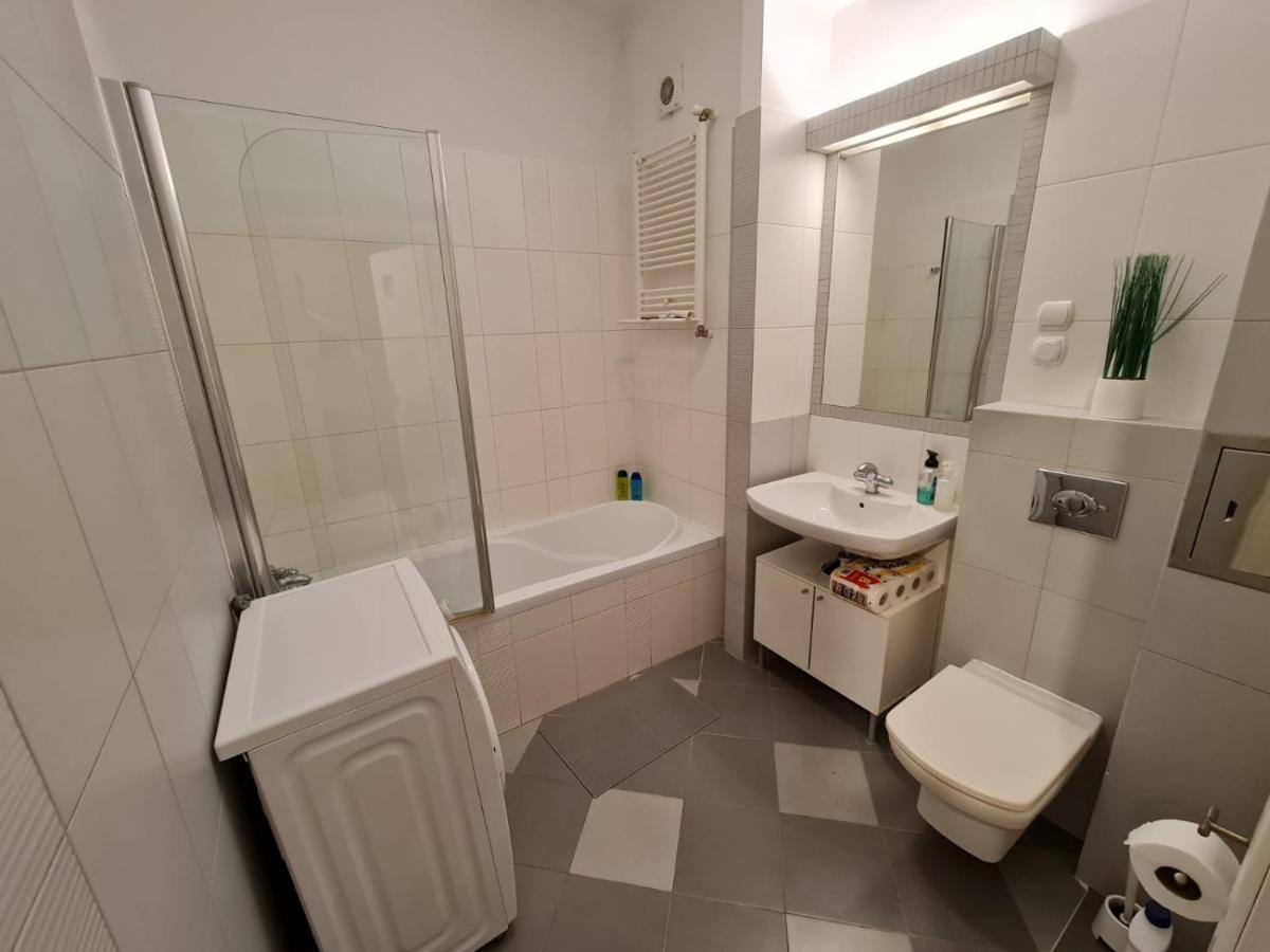 Fantastic Waw - Ns54 Room O Varsovia Exterior foto